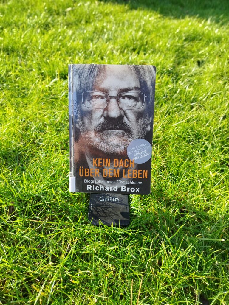 Kein Dach über dem Leben